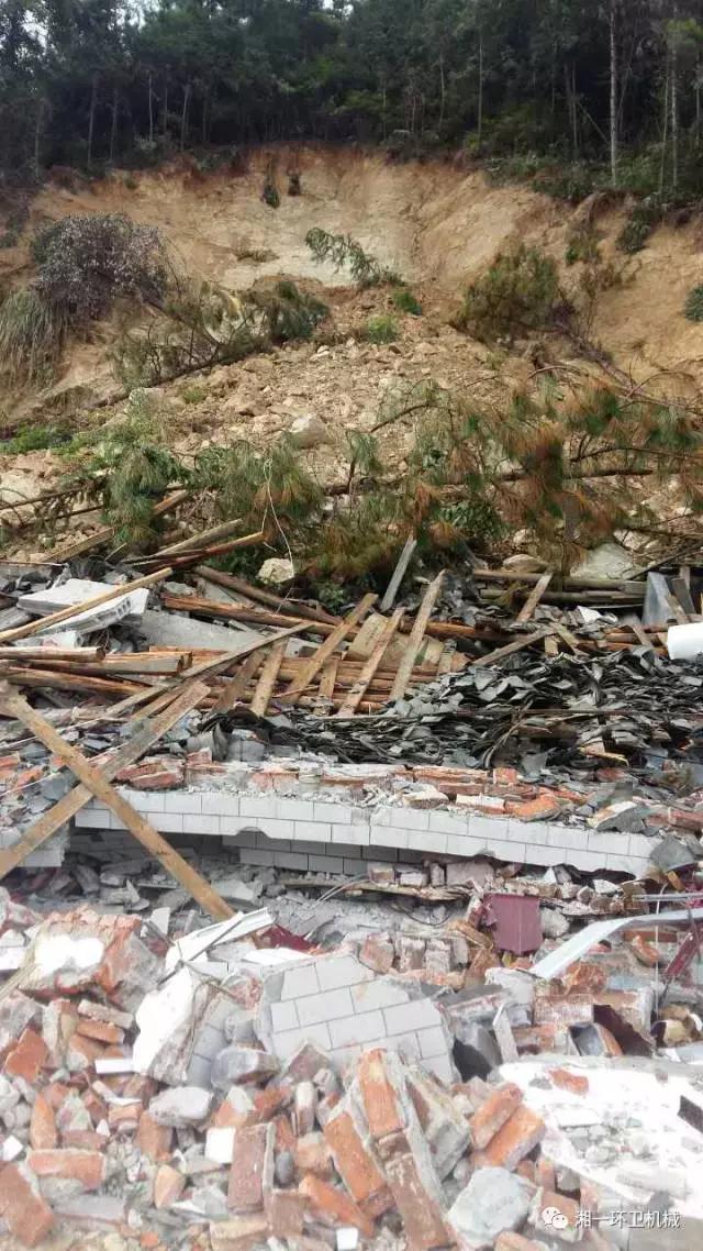 長沙湘一機械有限公司,長沙環(huán)衛(wèi)設備制造,長沙環(huán)衛(wèi)設備銷售,保潔項目